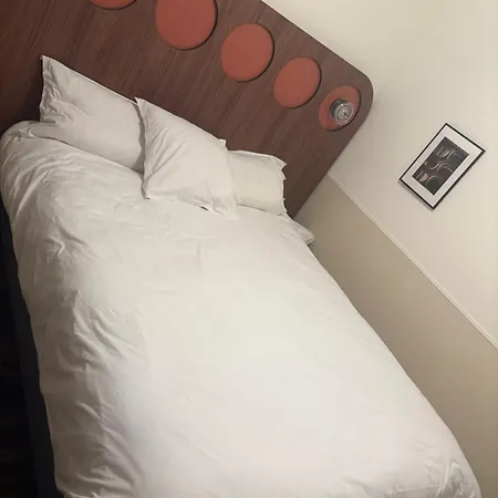 Briand Apartahotel *